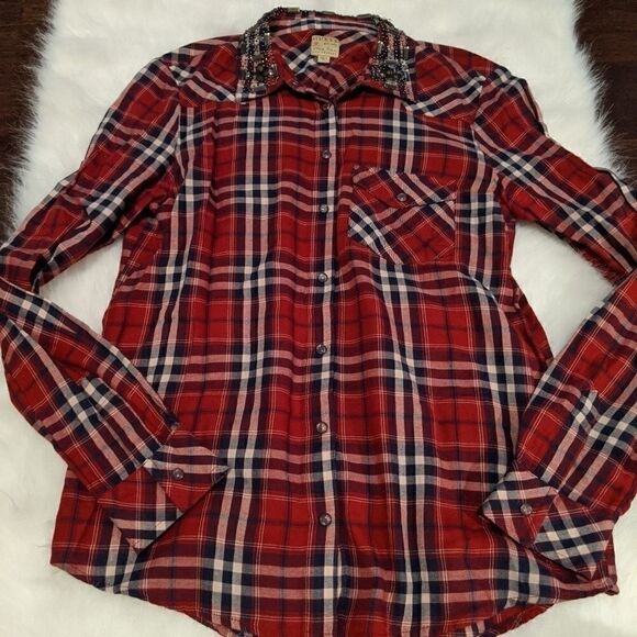 Guess plaid button down embellished neck small - Picture 2 of 5